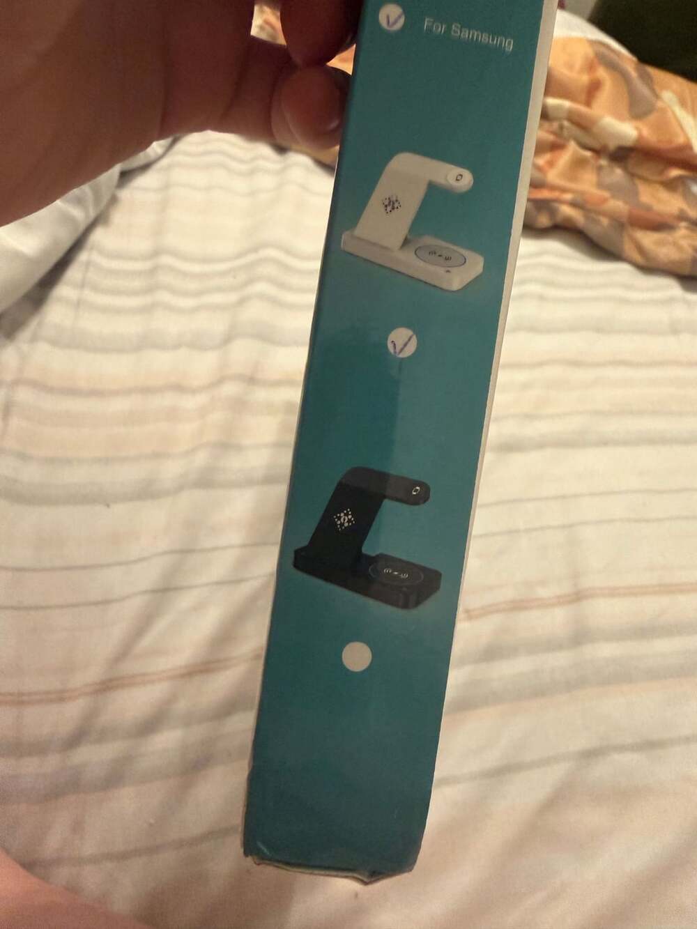 Foldable Fast Charge Dock - Picture 3 of 6